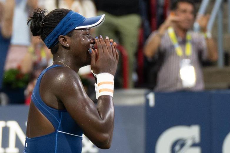 很荣幸能和 很荣幸能和