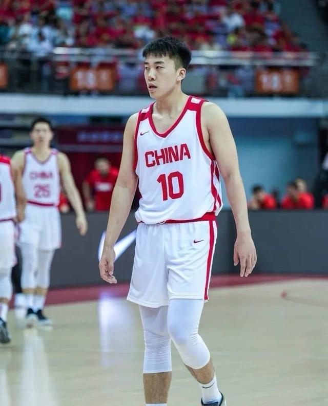 作用简单而, 本届亚洲杯