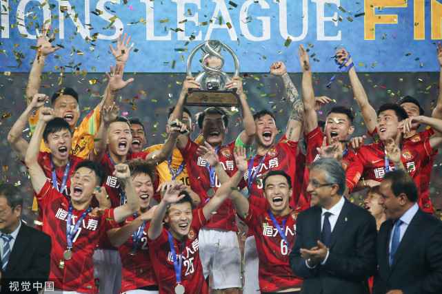 就在同一时, 亦或赢得金